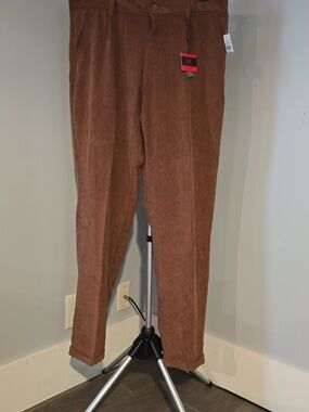 LINEA UOMO CORDUROY PANTS Color Nutmeg Size 38W  L 34